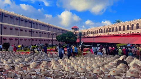 Light and Sound Show at Cellular Jail [pick up & drop]